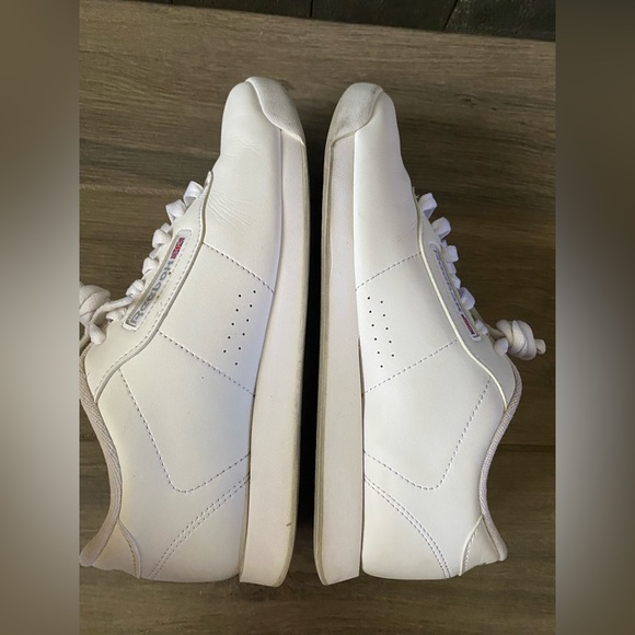 Reebok Princess classic white tennis shoes sneakers Size 8 - Picture 3 of 11